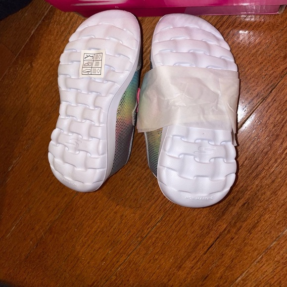 SKECHERS BITTY BOW GLAM TODDLER SHOES🎀 - Picture 5 of 6